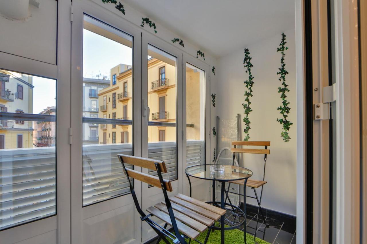 Residenza Napoli Centrale Buitenkant foto